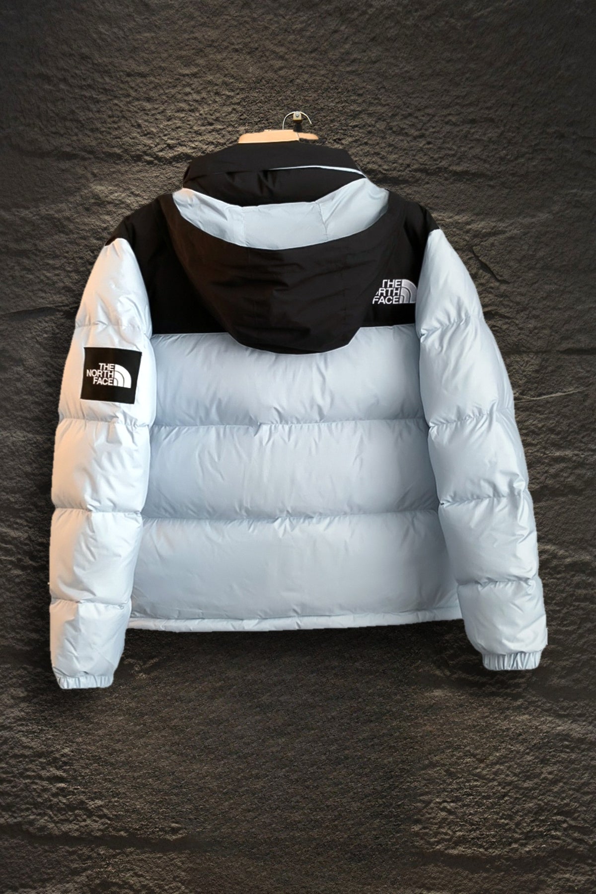 Chamarra The North Face Nuptse Azul Cielo — espalda
