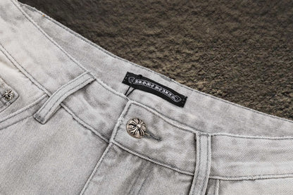 Jeans Chrome Hearts Cruces de Piel Negras Gris Claro — etiqueta y botón
