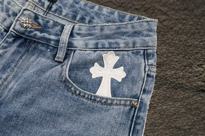 Jeans Chrome Hearts Cruces de Piel Tricolor Azul Claro — cruz en el bolsillo delantero
