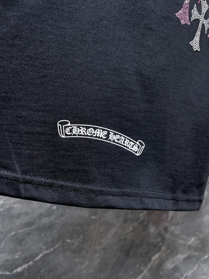 Playera Chrome Hearts Cruces de Pedrería Rosa Negra — banda en el dobladillo
