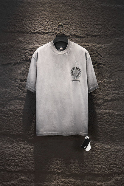 Playera Chrome Hearts Herradura de Cadenas Gris Deslavada — frente