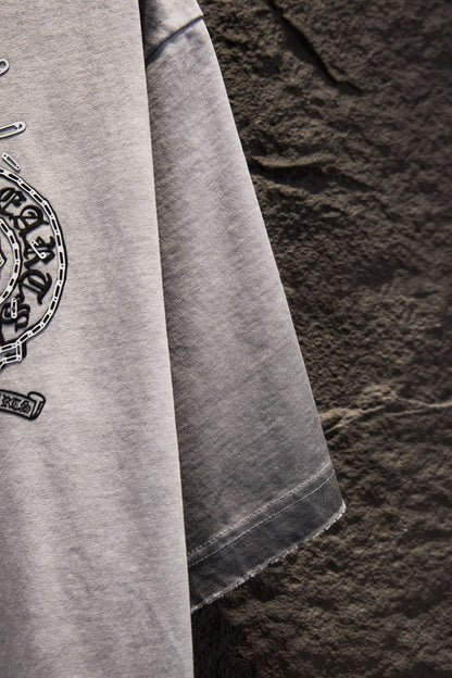 Playera Chrome Hearts Herradura de Cadenas Gris Deslavada — manga