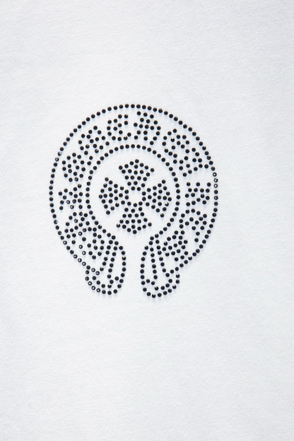 Playera Chrome Hearts Herradura y Dagas de Pedrería Manga Larga Blanca — herradura del frente