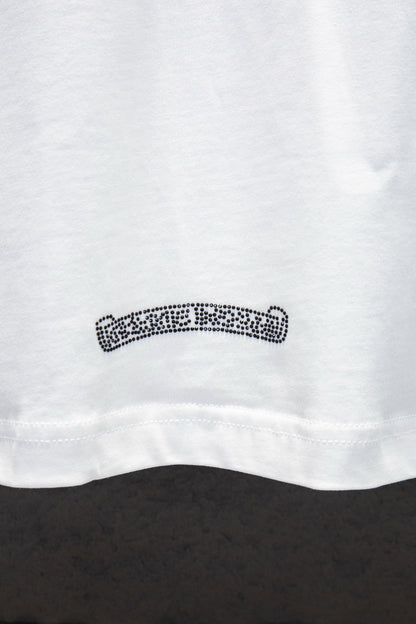 Playera Chrome Hearts Herradura y Dagas de Pedrería Manga Larga Blanca — banda en el dobladillo