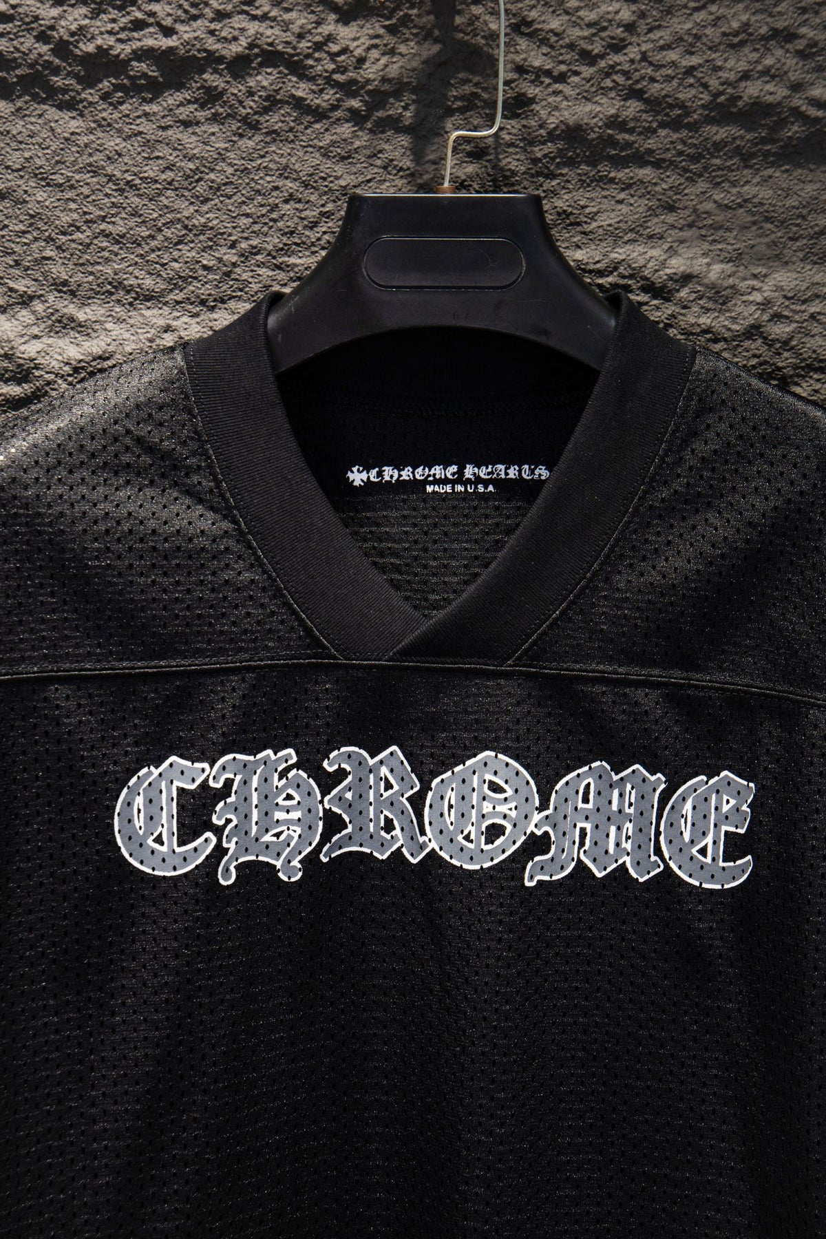Playera Chrome Hearts Jersey de Malla Manga Larga Negra — letras CHROME al frente