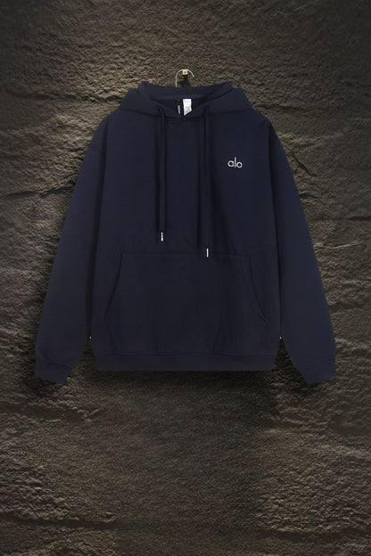 Sudadera Alo Yoga con Capucha Logo Metálico Azul Marino — frente