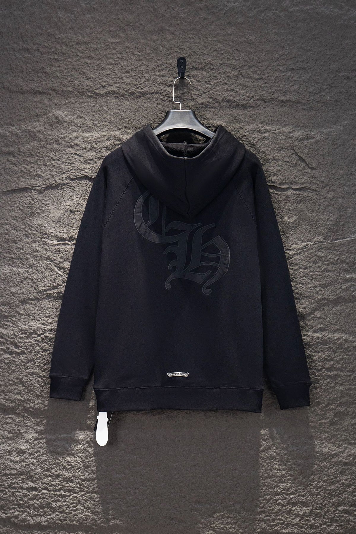 Sudadera Chrome Hearts Cruces y CH Tono sobre Tono Negra — espalda
